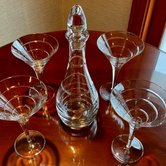 Decanter & Glasses (set of 5)